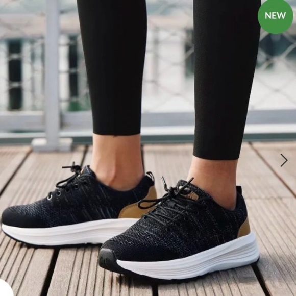 Women’s OrthoComfort‎ Running/Walking Sneaker Black with Brown Trim - Picture 1 of 15